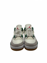 Jordan 4 Retro SB Pine Green