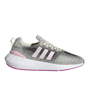 Swift Run 22 Lace Up Sneakers