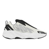 adidas Yeezy 700 Mnvn
