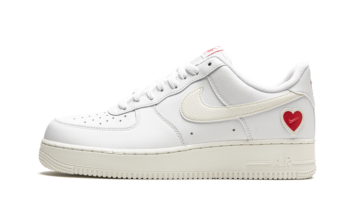Air Force 1 Low "Valentines Day 2021" DD7117 100