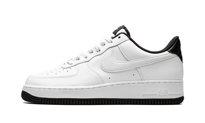 Air Force 1 '07 "White / Black" DR9867 102