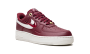 AIR FORCE 1 LO WMNS "Logo Pack - Deep Red" DZ5616 600