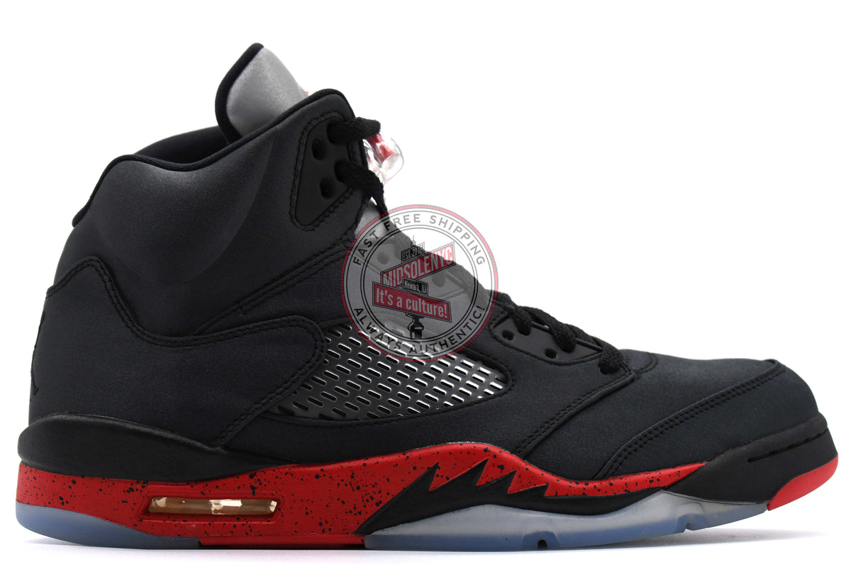 Jordan 5 Retro Satin Bred