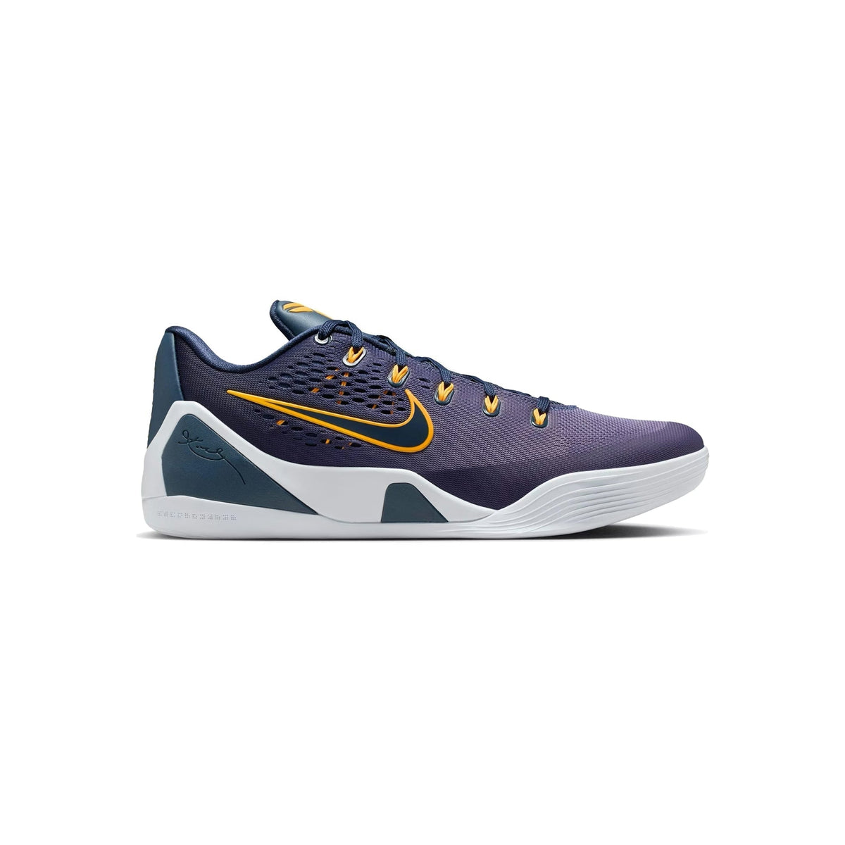 Nike Kobe 9 EM Low Protro Fade
