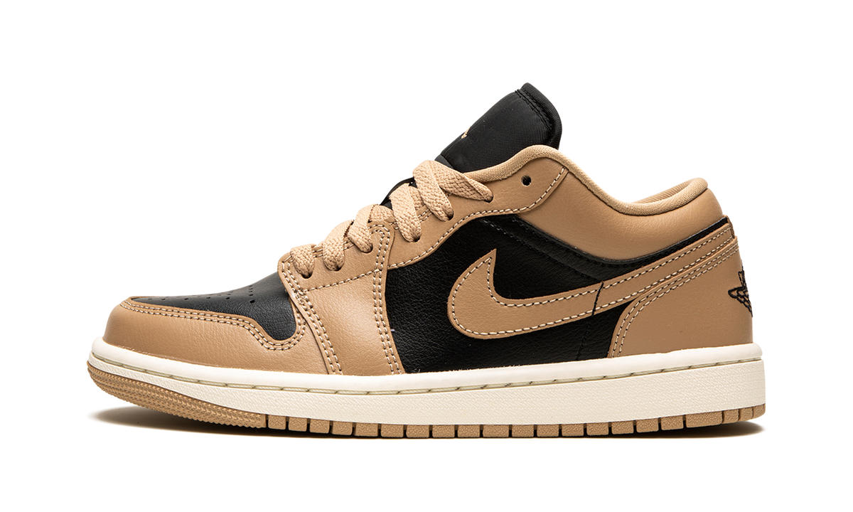 Jordan 1 Low Desert (Women's)